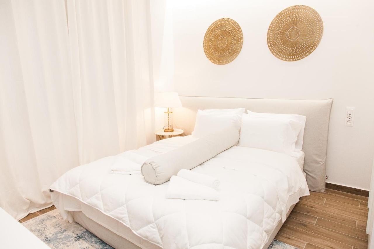 Full-Renovated, Adorable Apartment In Athens Luaran gambar